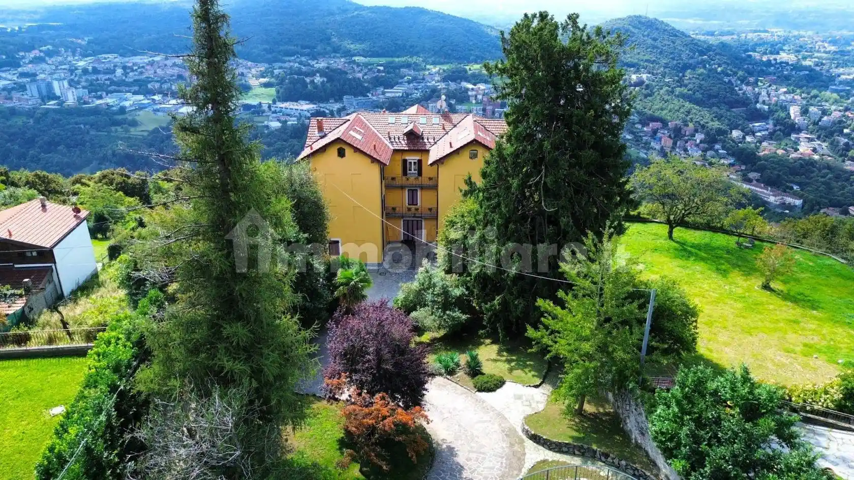 Appartamento in vendita a Como