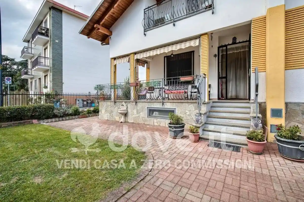 Villa in vendita a Beinasco
