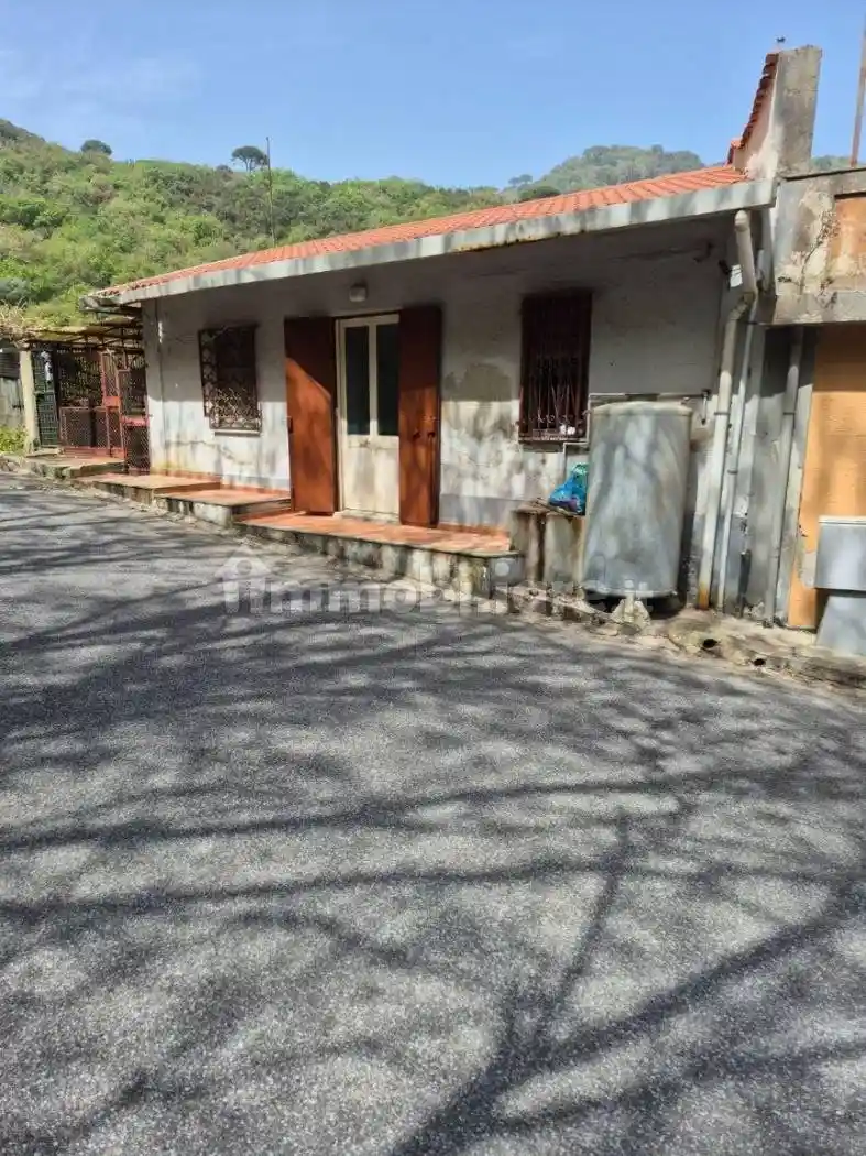 Villa in vendita a Messina