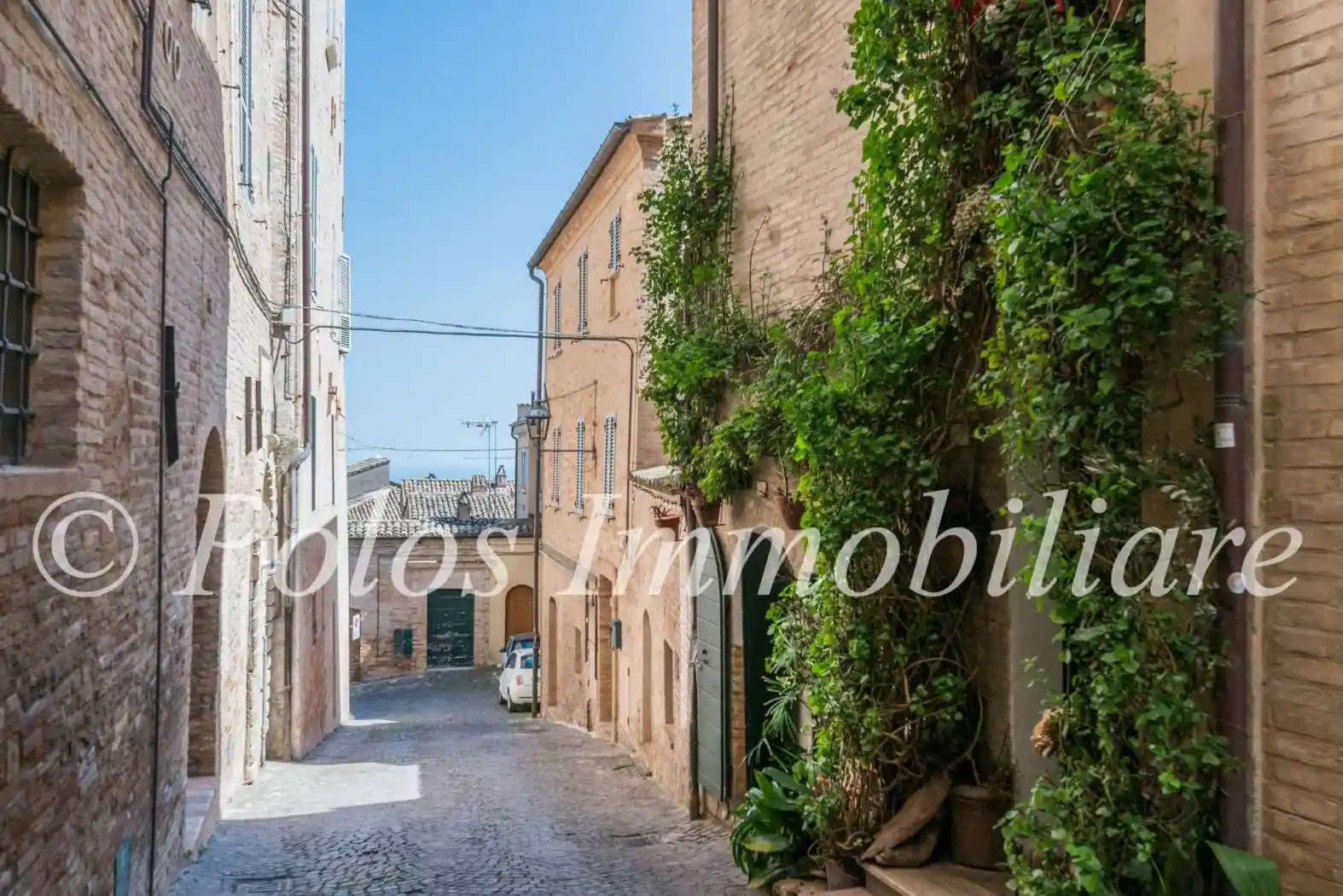 Casa indipendente in vendita a Fermo
