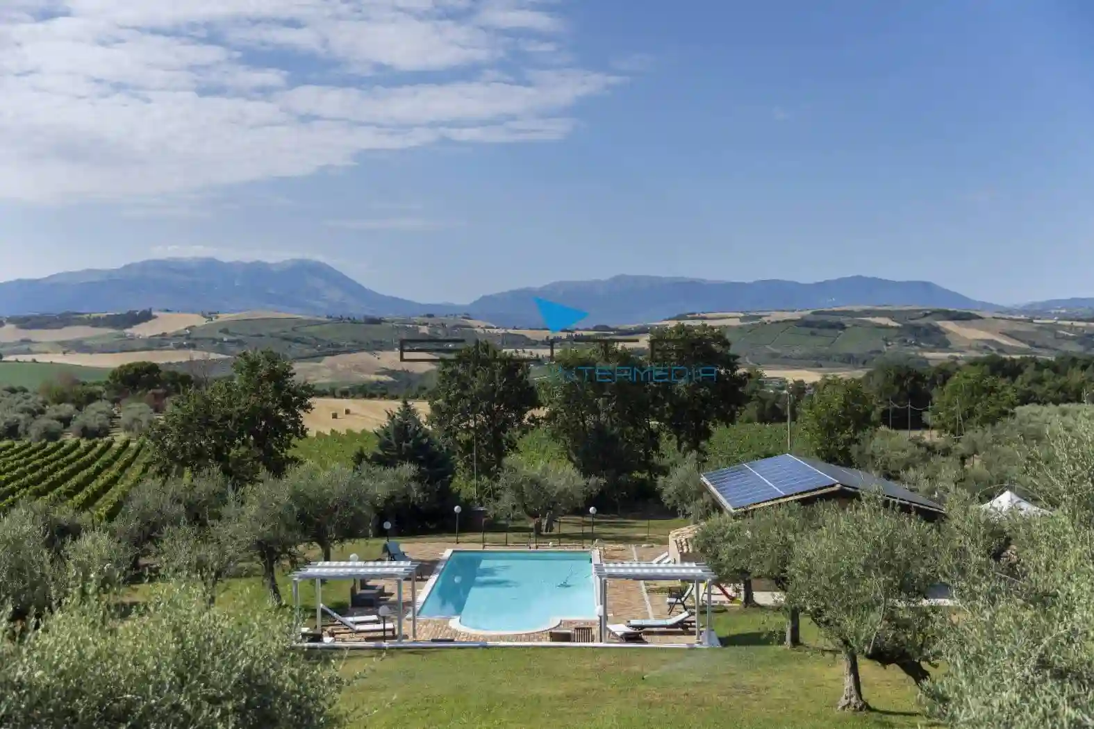 Villa - foto 2