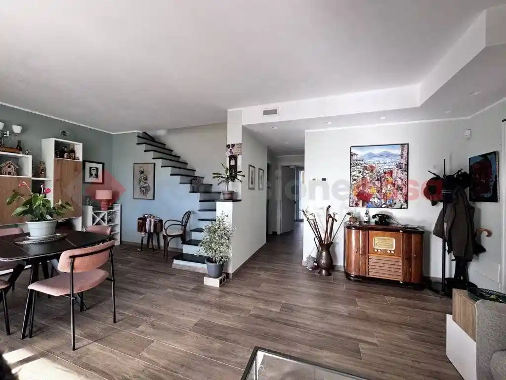 Appartamento in vendita a Meina