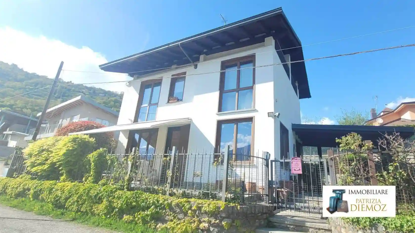 Villa - foto 2