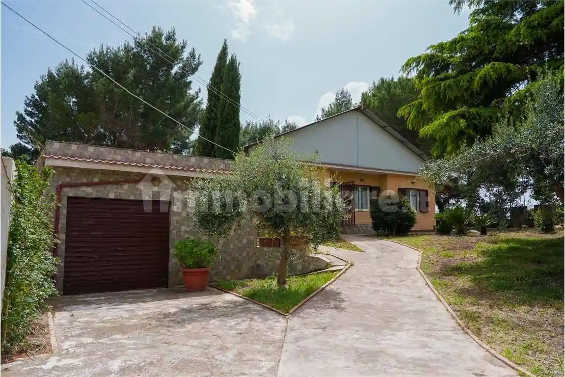 Villa in vendita a Montelepre