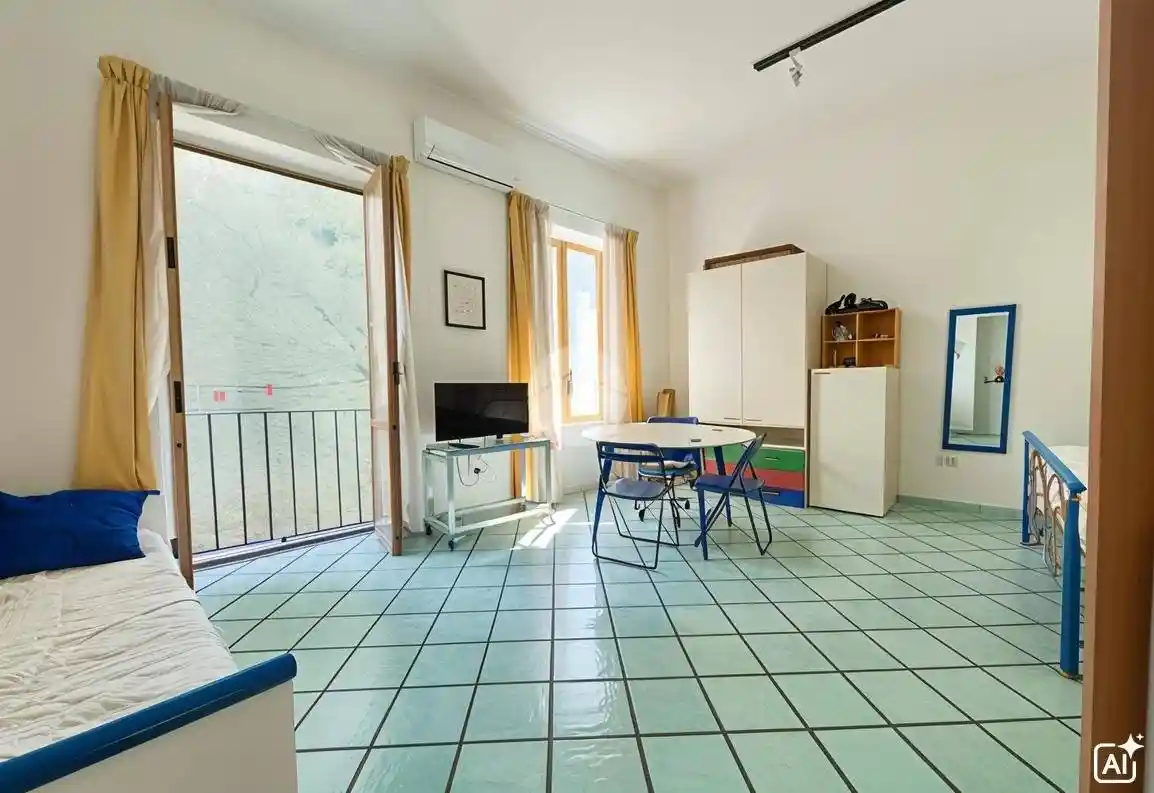 Appartamento in vendita a Napoli