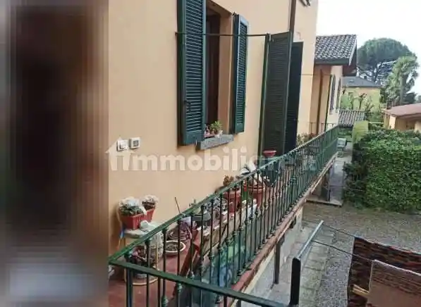 Appartamento in vendita a Longone al Segrino