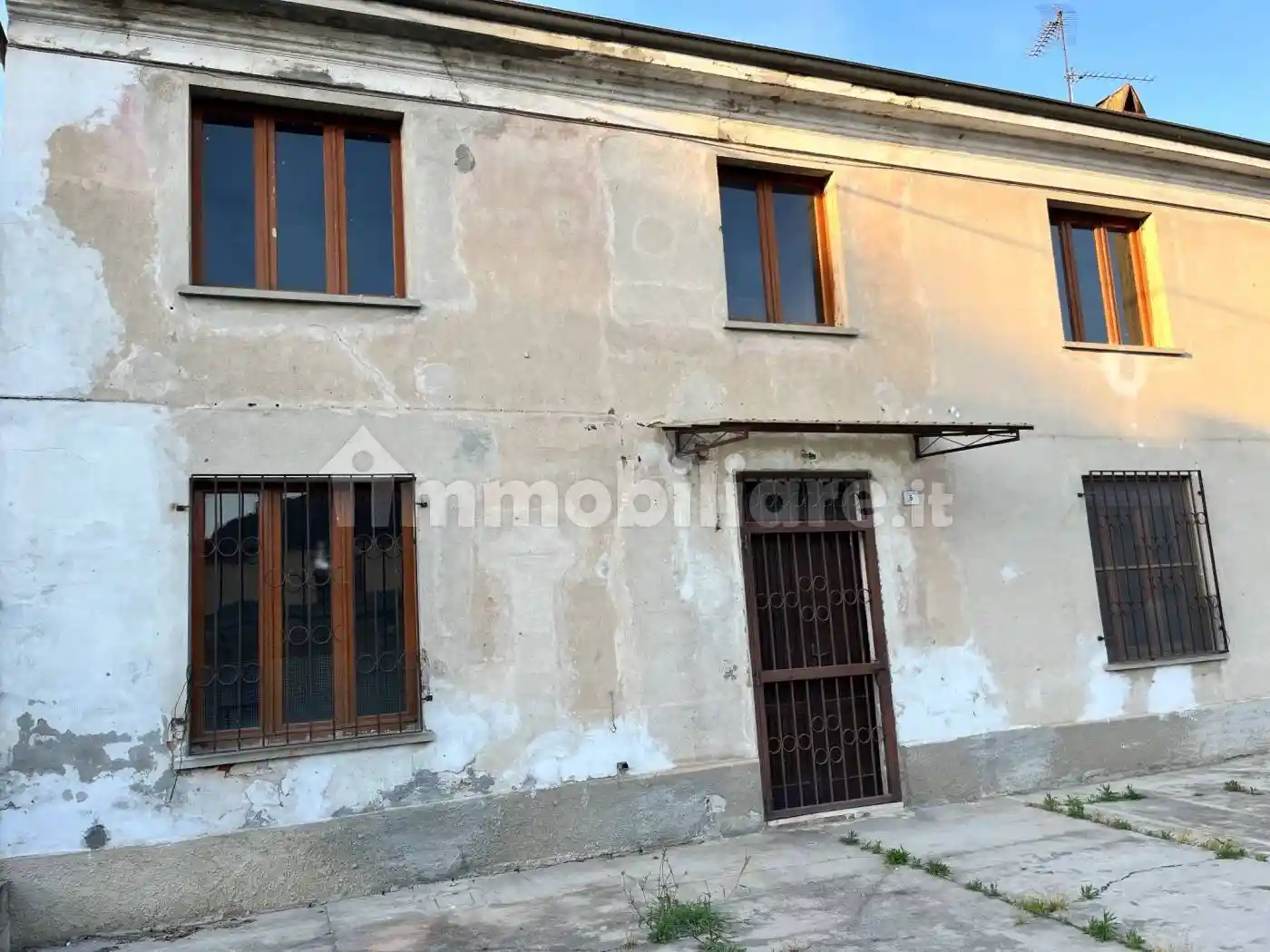 Villa in vendita a Mezzana Bigli