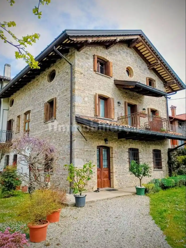 Villa in vendita a Udine