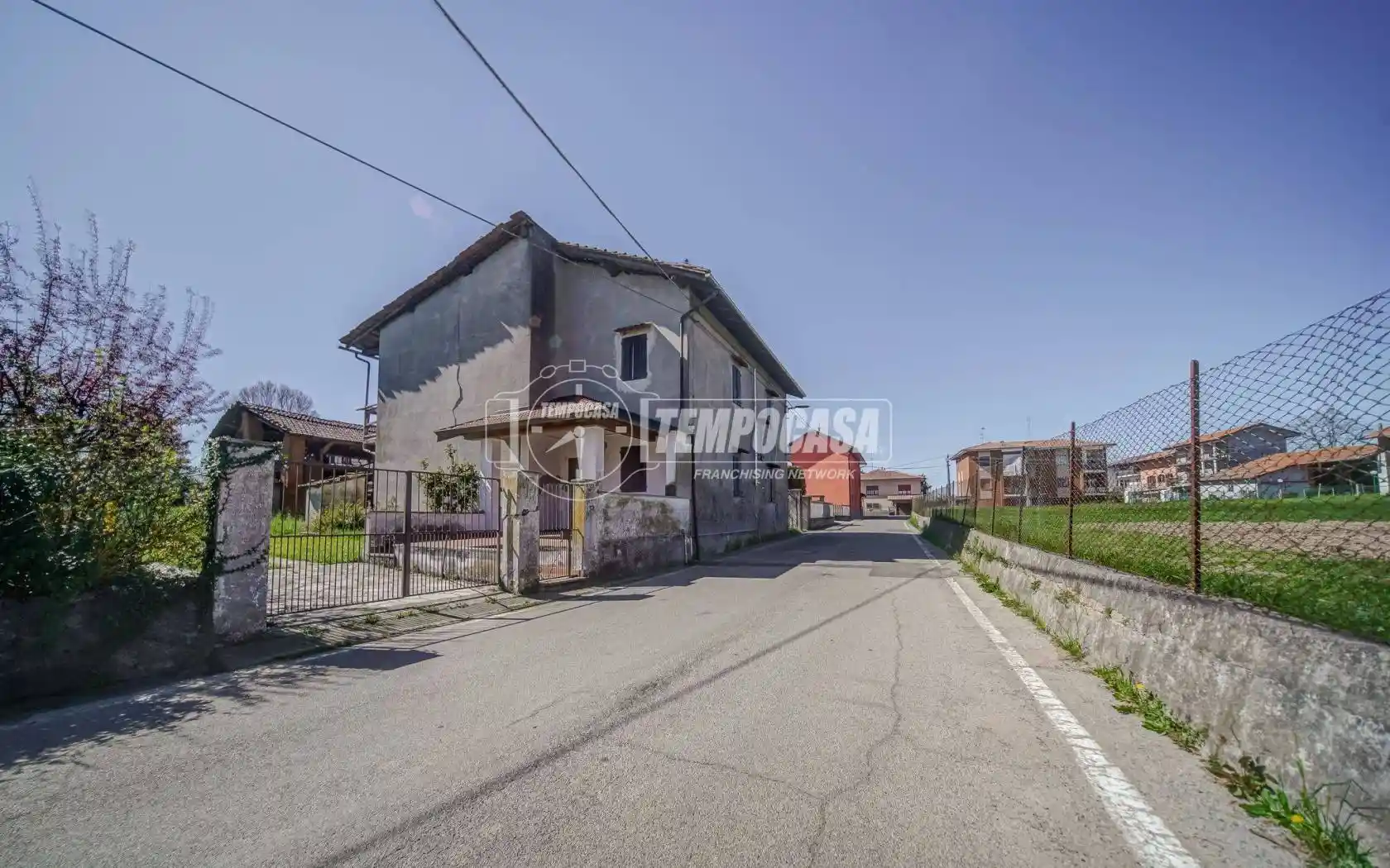 Rustico - Casale in vendita a Divignano