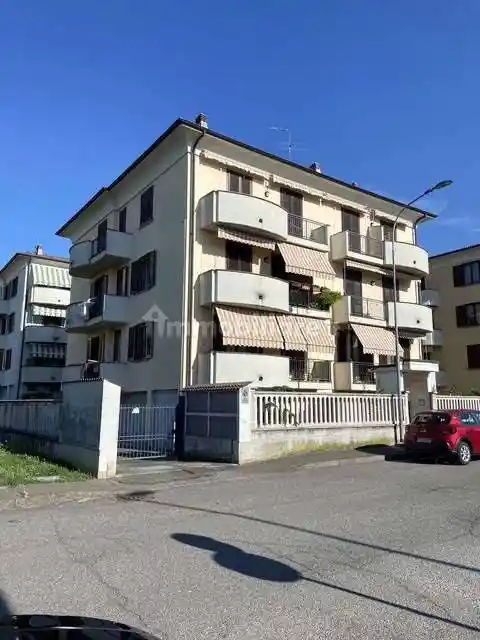 Appartamento in vendita a Voghera