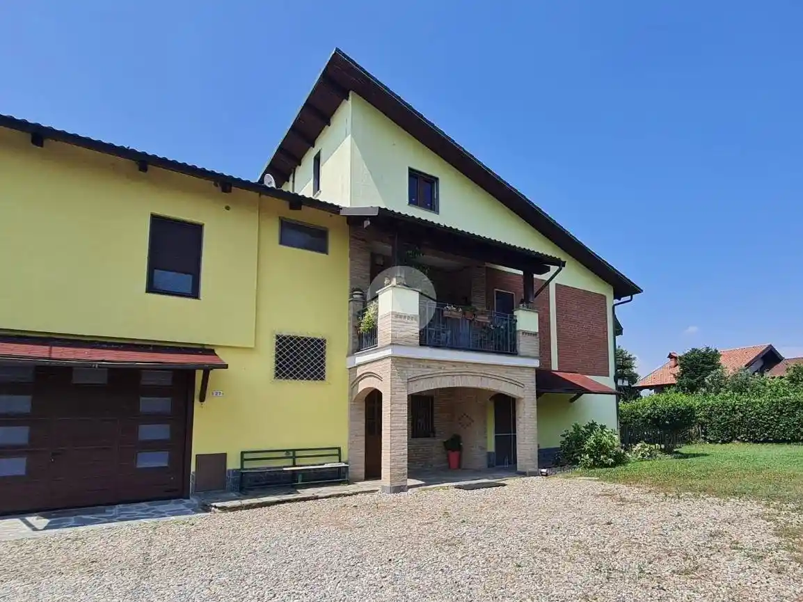 Villa in vendita a Bosconero