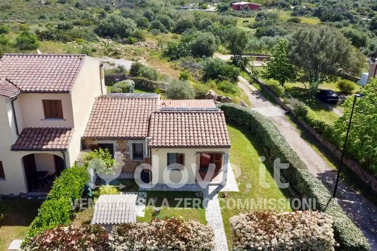 Villa in vendita a San Teodoro