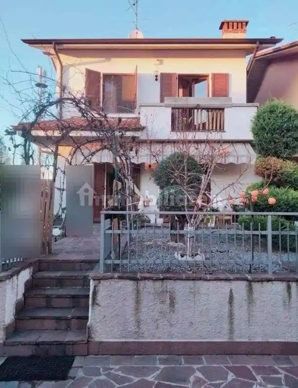 Villetta a schiera in vendita a Cologno al Serio
