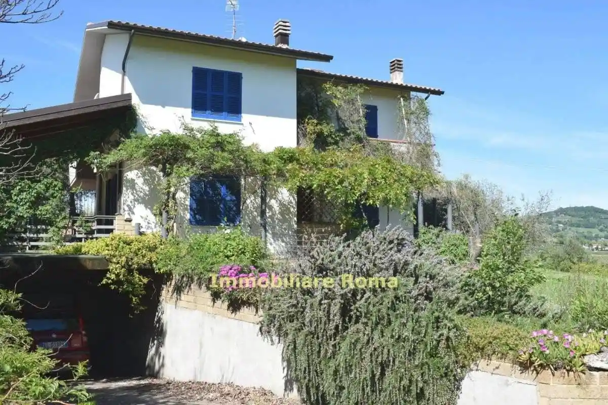 Villa in vendita a Cartoceto
