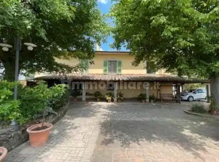 Villa in vendita a Cerreto Guidi