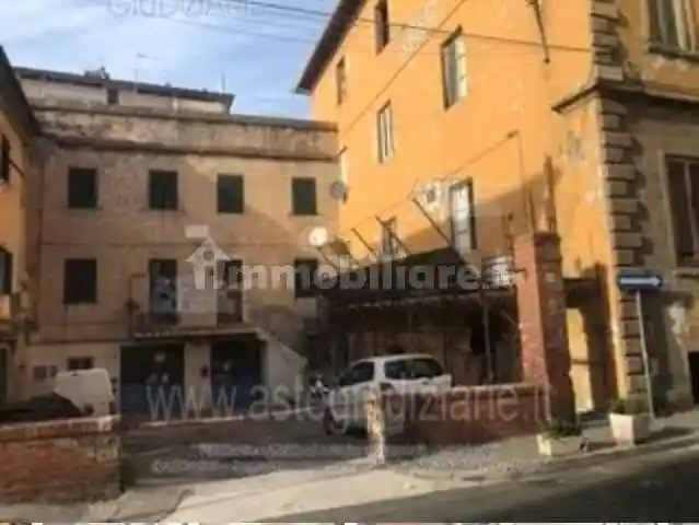 Appartamento in vendita a Livorno