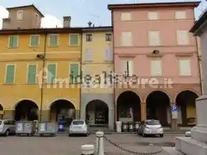 Palazzo - Edificio in affitto a Reggio Emilia