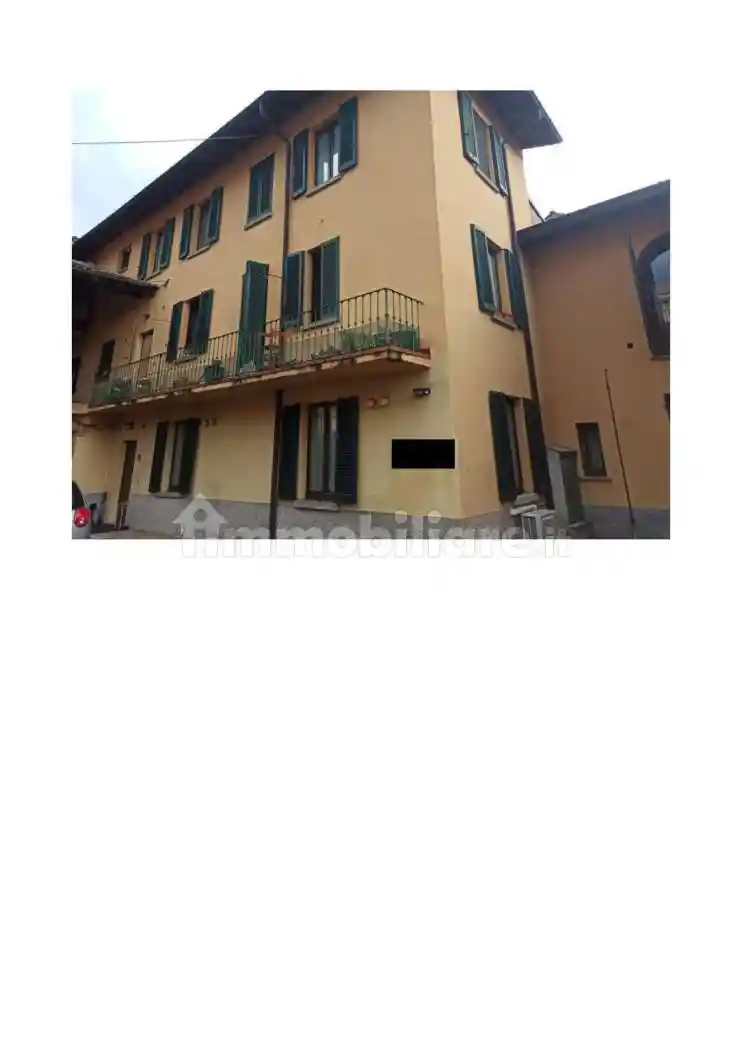 Appartamento in vendita a Longone al Segrino