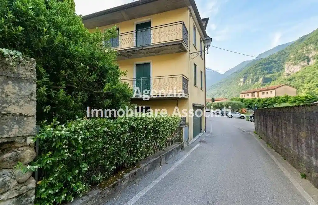 Casa indipendente in vendita a Valbrenta