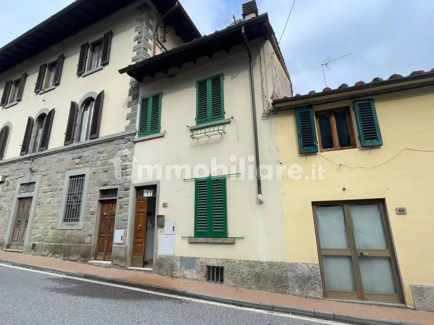 Casa indipendente in vendita a Reggello