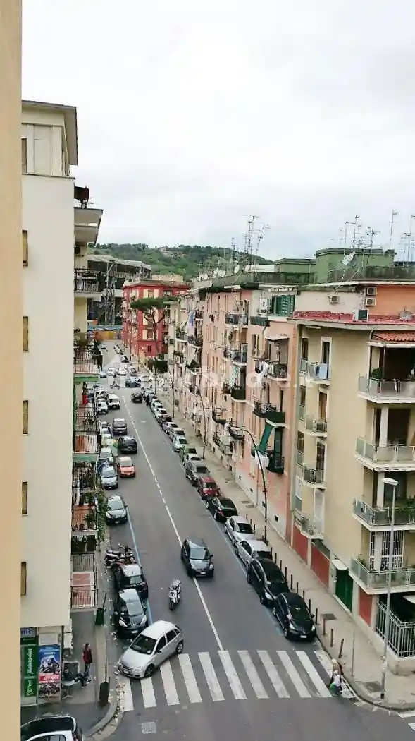 Appartamento in affitto a Napoli