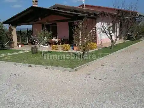 Villa in vendita a Capalbio