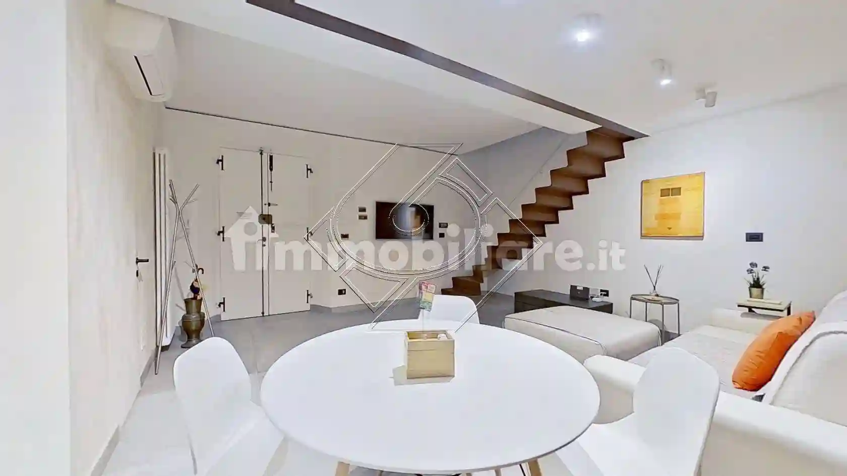 Loft - foto 4