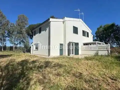 Villa in vendita a Magliano in Toscana