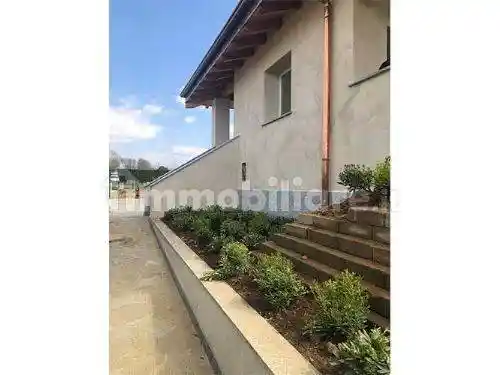 Villa in vendita a Bernareggio