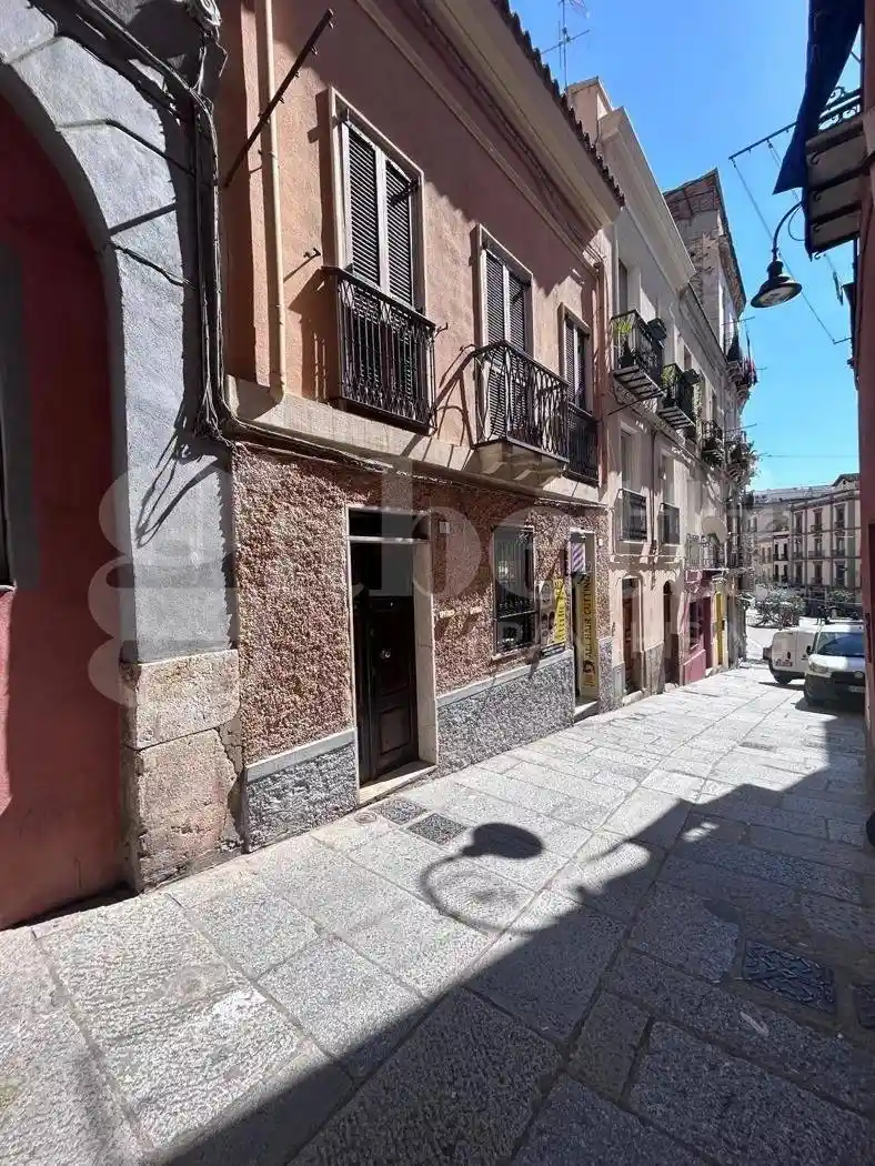 Appartamento in vendita a Cagliari