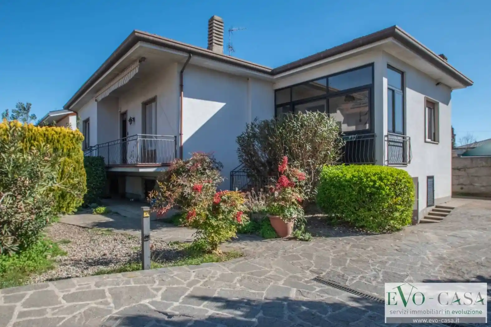 Villa in vendita a Magnago