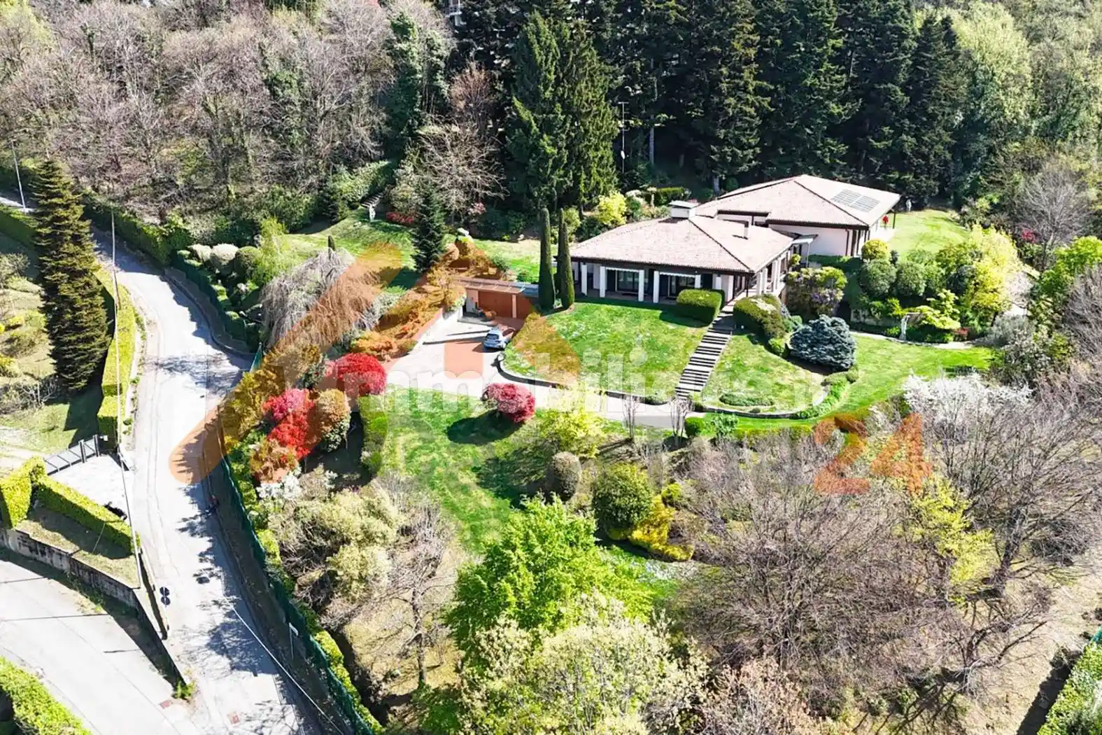 Villa in vendita a Sirtori