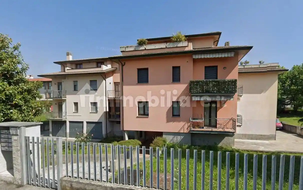 Appartamento in vendita a Bagnatica