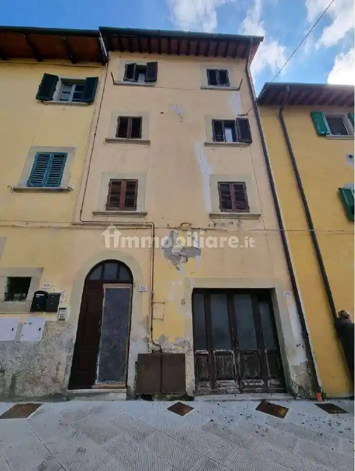 Appartamento in vendita a Subbiano