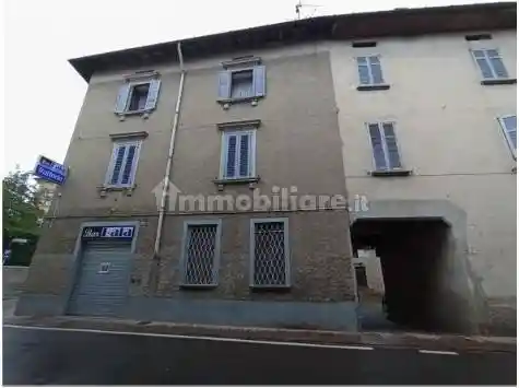 Appartamento in vendita a Albavilla