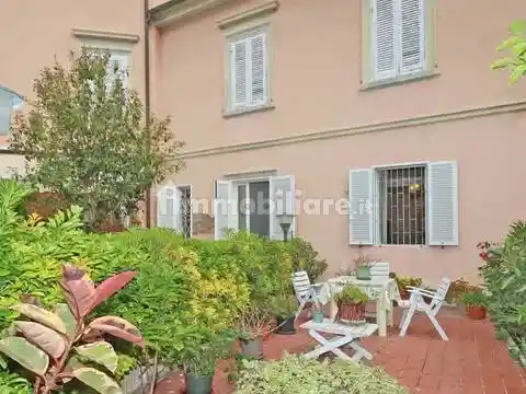 Villa in vendita a Livorno
