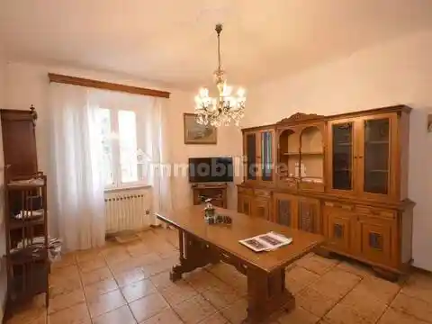 Appartamento in vendita a Collesalvetti
