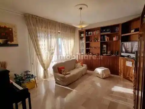 Appartamento in vendita a Livorno