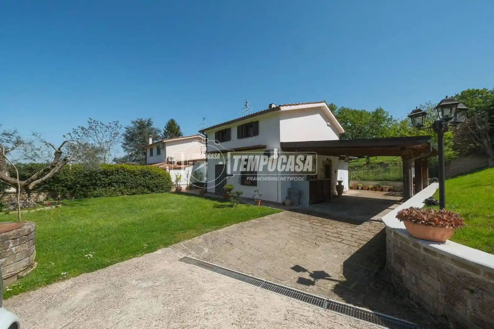 Villa in vendita a Campagnano di Roma