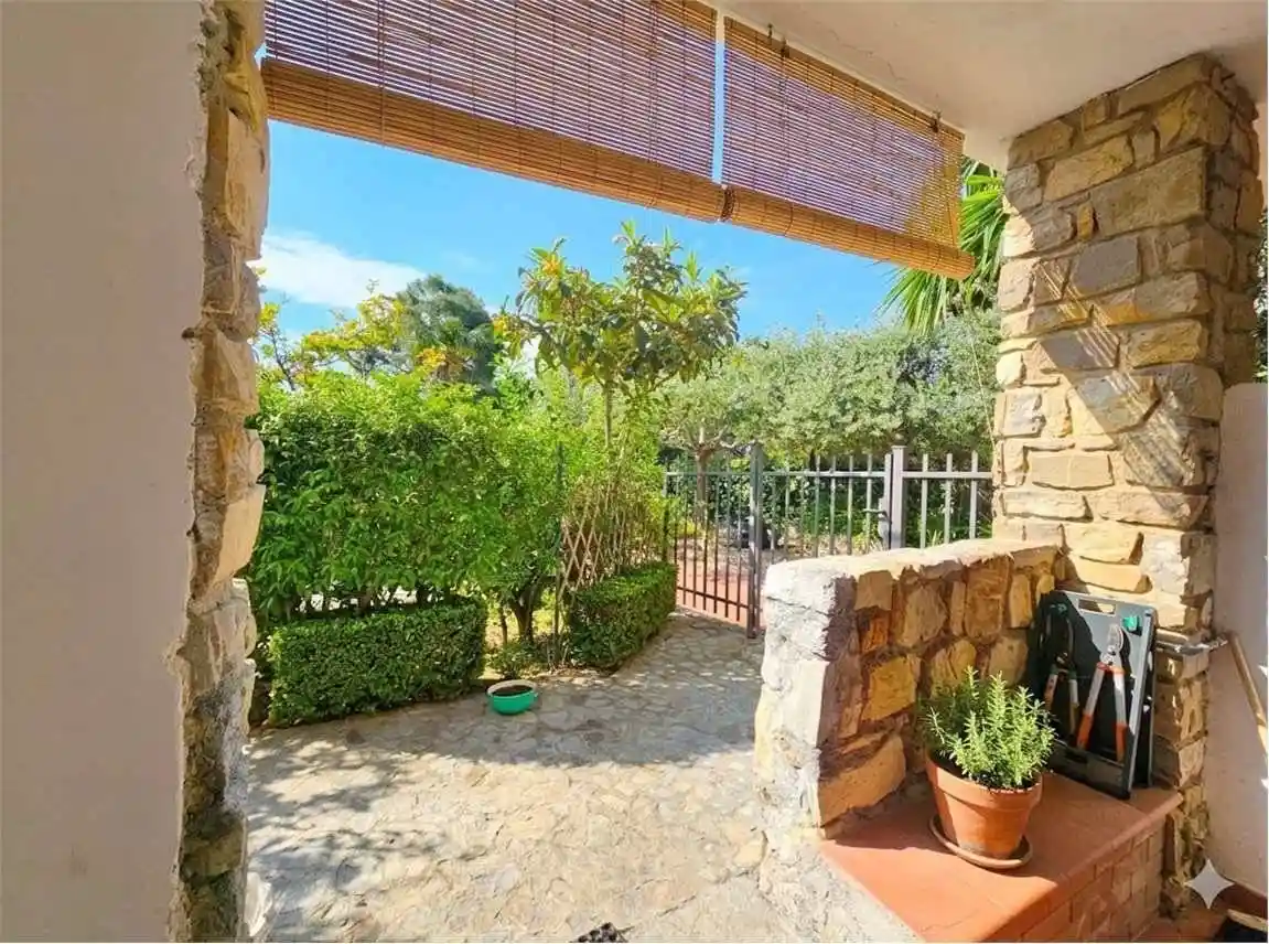 Appartamento in vendita a Andora