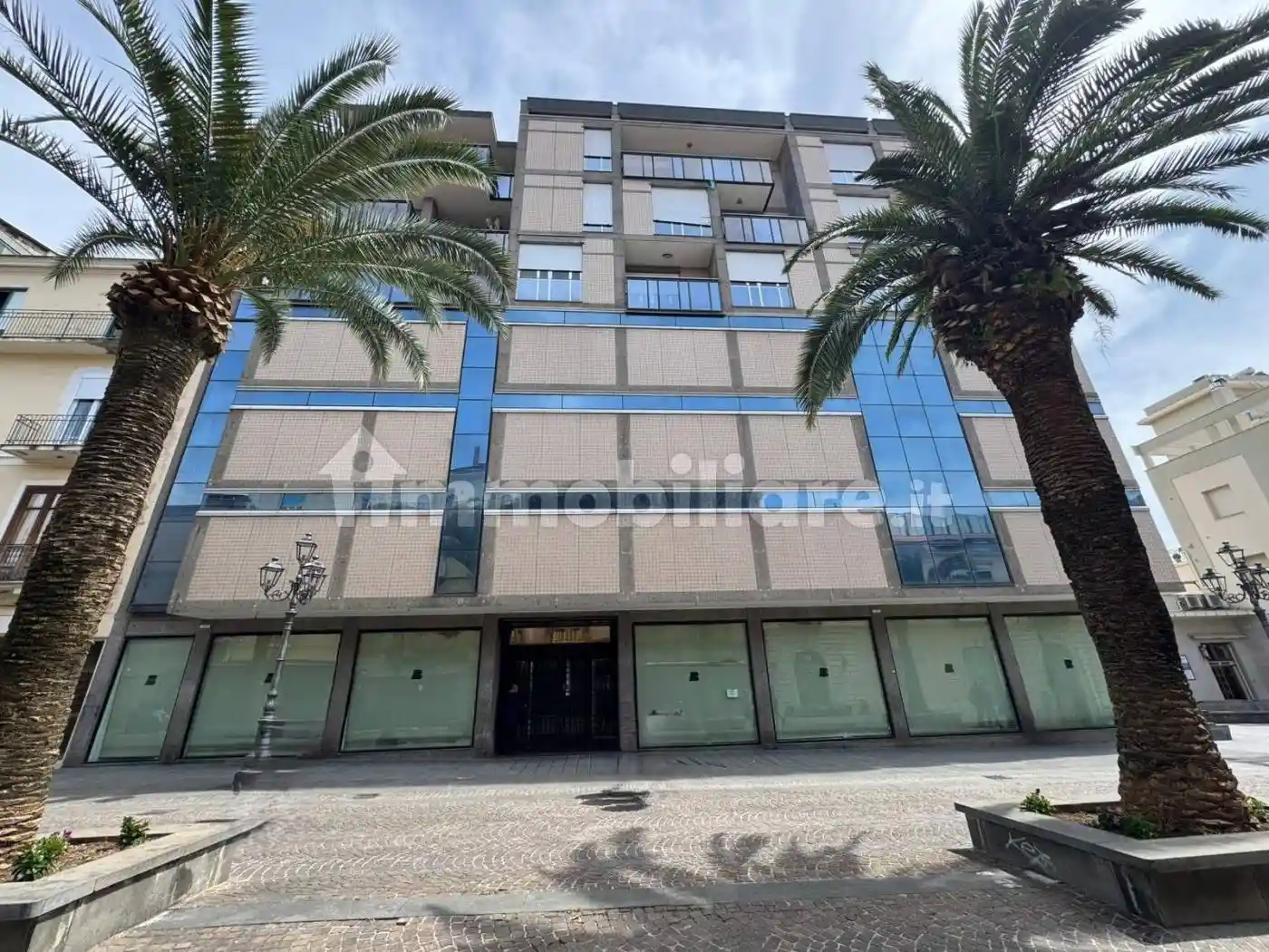 Palazzo - Edificio in affitto a Lamezia Terme