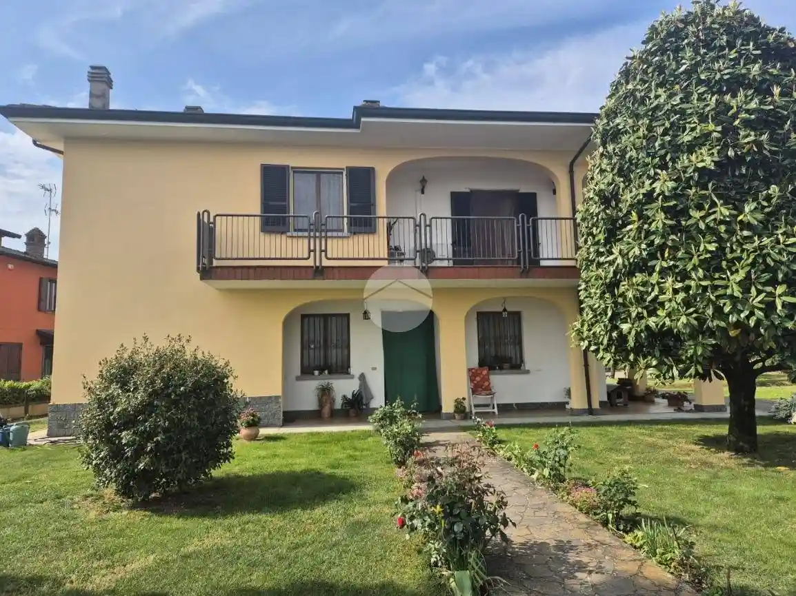 Villa in vendita a Zerbo