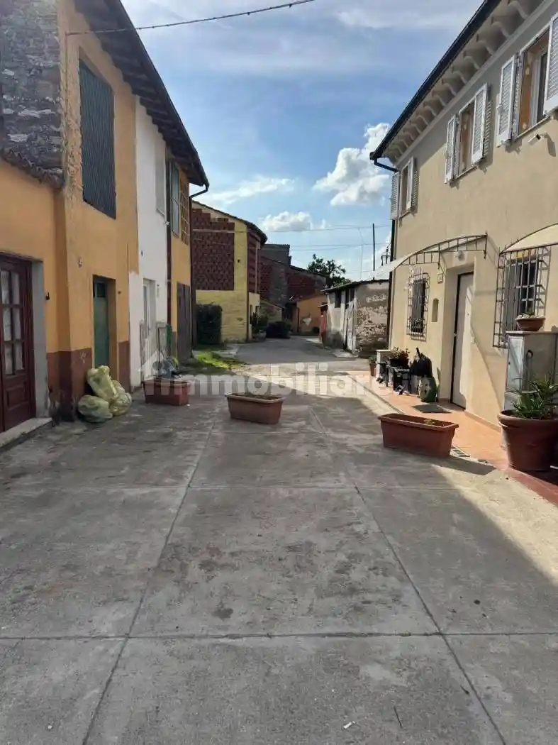 Casa indipendente in vendita a Lucca