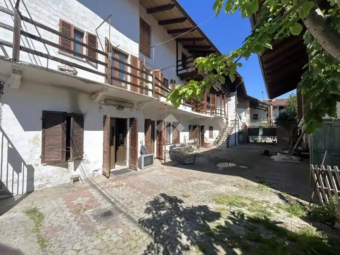 Casa indipendente in vendita a Borgomasino