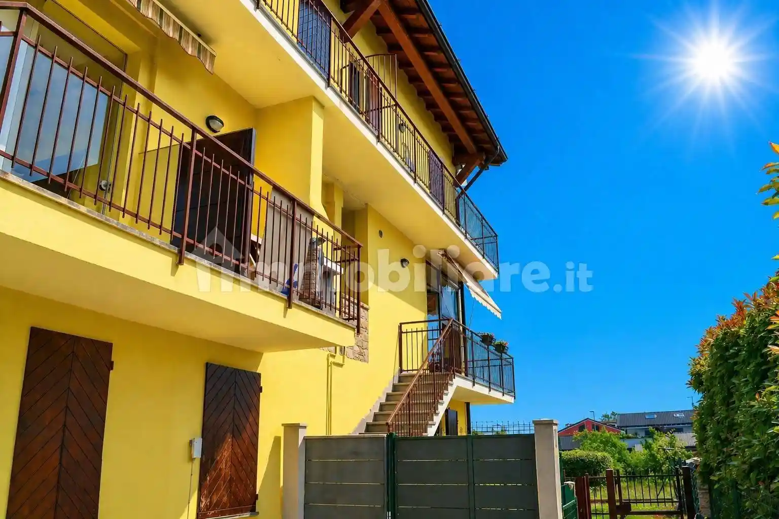 Appartamento in vendita a Trezzano Rosa