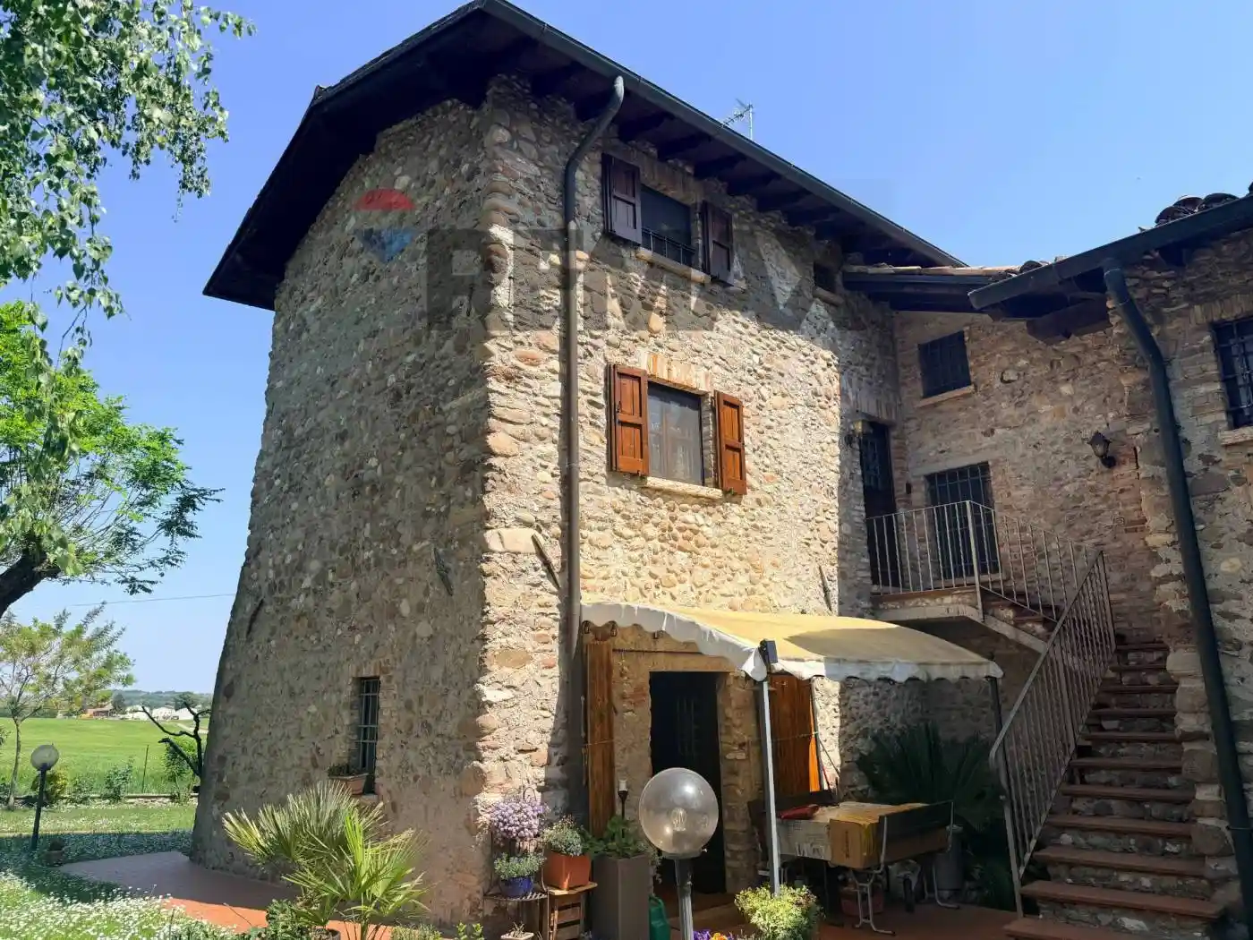 Palazzo - Edificio in vendita a Volta Mantovana