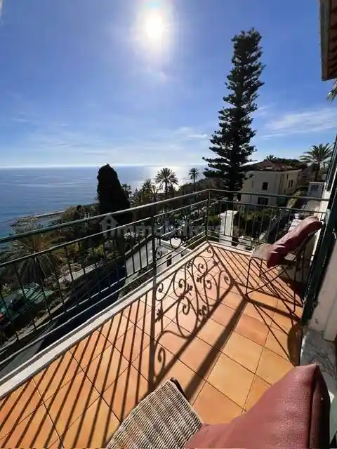 Appartamento in vendita a Bordighera