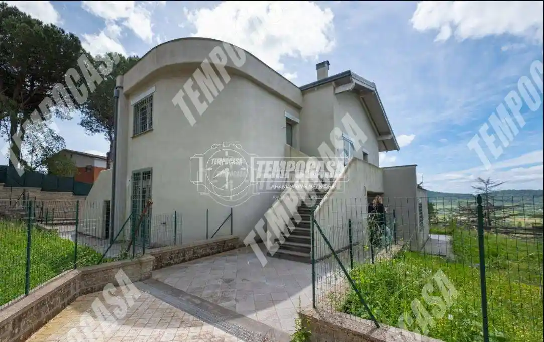 Appartamento in vendita a Campagnano di Roma