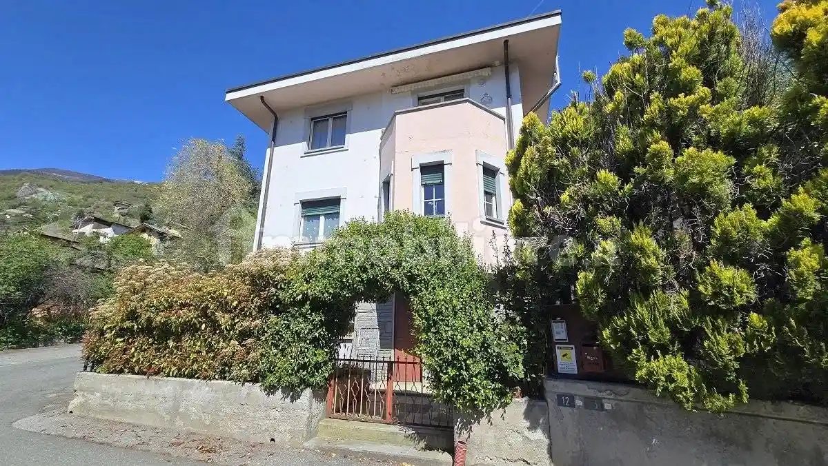 Appartamento in vendita a Aosta