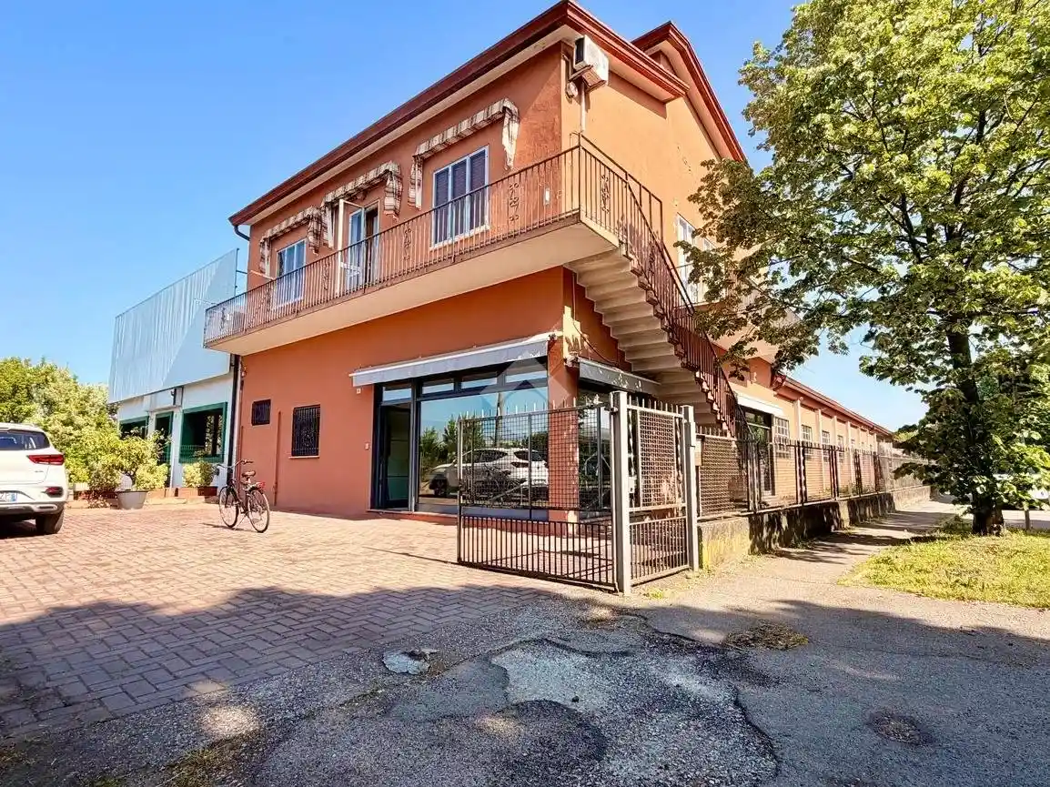 Casa indipendente in vendita a Selvazzano Dentro